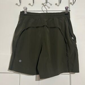 Men’s Lululemon shorts